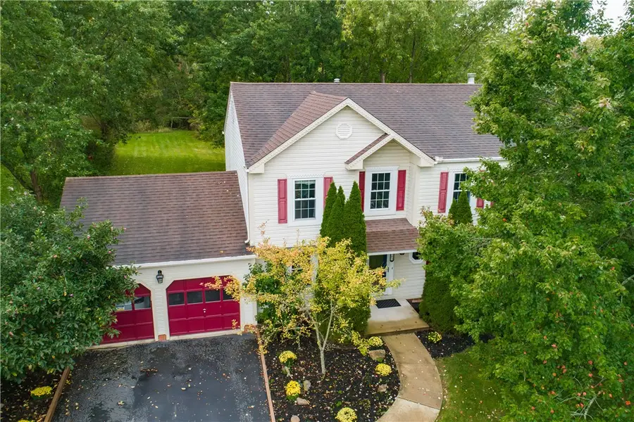 163 Woodbine Dr, Cranberry, PA 16066 - #2