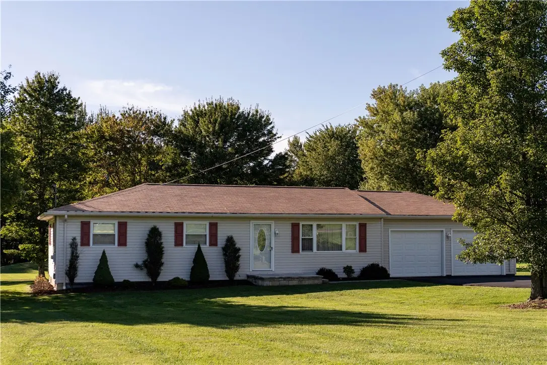 733 Greenfield Rd, Mercer, PA 16137 - #1