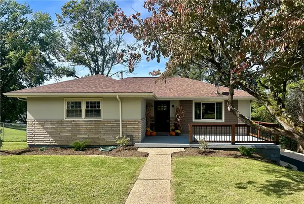 714 Maple Dr, Monongahela, PA 15063