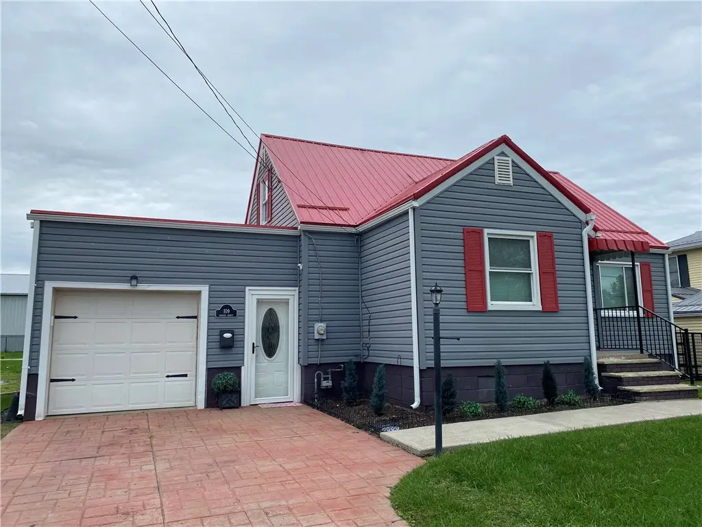 109 Roberts Street, Belle Vernon, PA 15012 - #1
