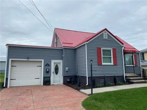 109 Roberts Street, Belle Vernon, PA 15012