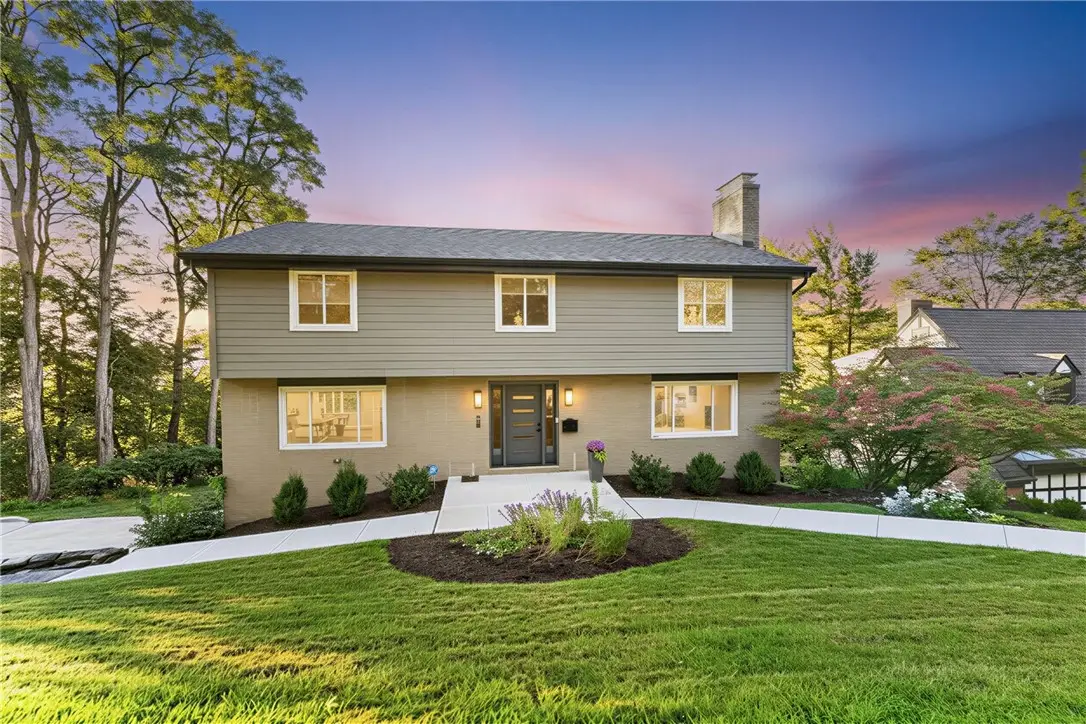 736 Pinetree Rd, Pittsburgh, PA 15243 - #1