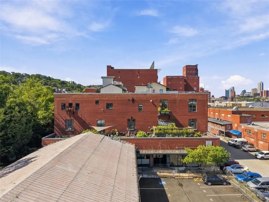 2250 Mary Street #208, Pittsburgh, PA 15203 - #2