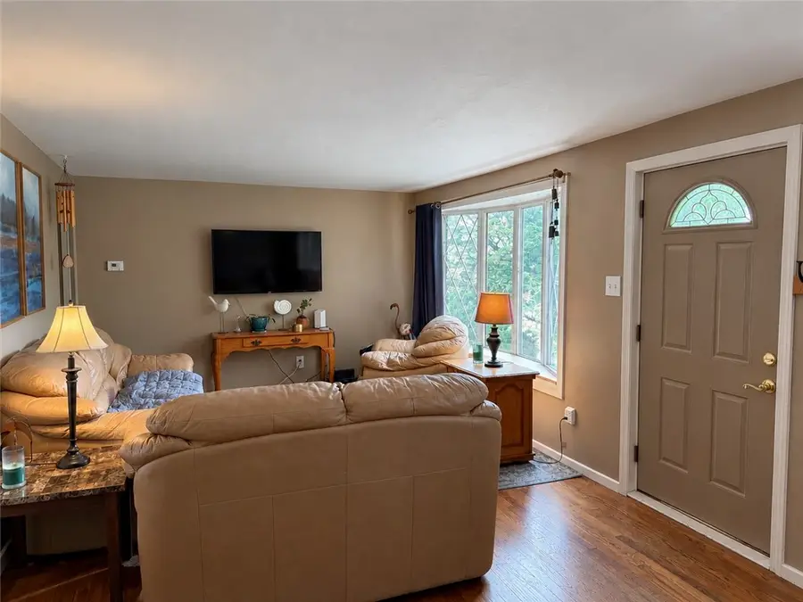 385 Bost Dr, West Mifflin, PA 15122 - #3
