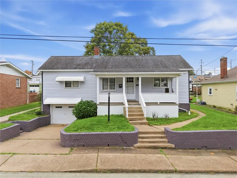 814 Graham St, Belle Vernon, PA 15012 - #2