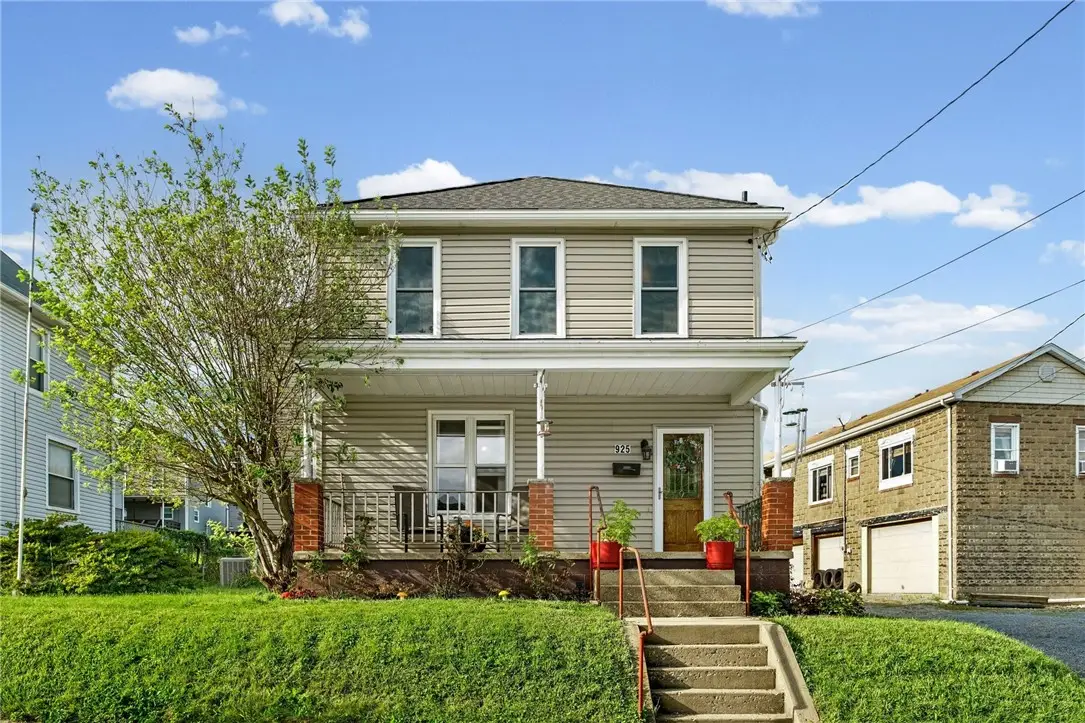 925 Walnut St, Springdale, PA 15144 - #1