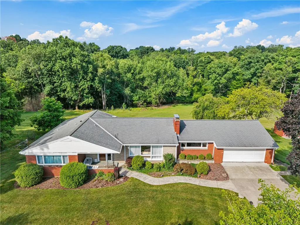231 Mckinney Rd, Wexford, PA 15090 - #1