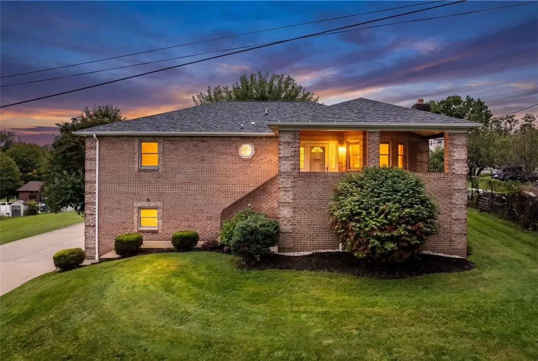902 Central Drive, New Eagle, PA 15067 - #1