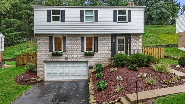 1266 Delfield Dr, Bethel Park, PA 15102