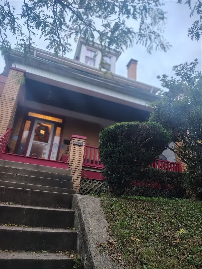 104 E Agnew Ave, Pittsburgh, PA 15210 - #3