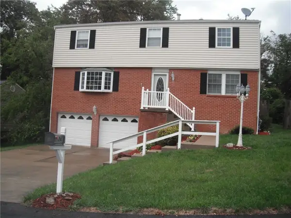 247 Darlan Hill Dr, Pittsburgh, PA 15239