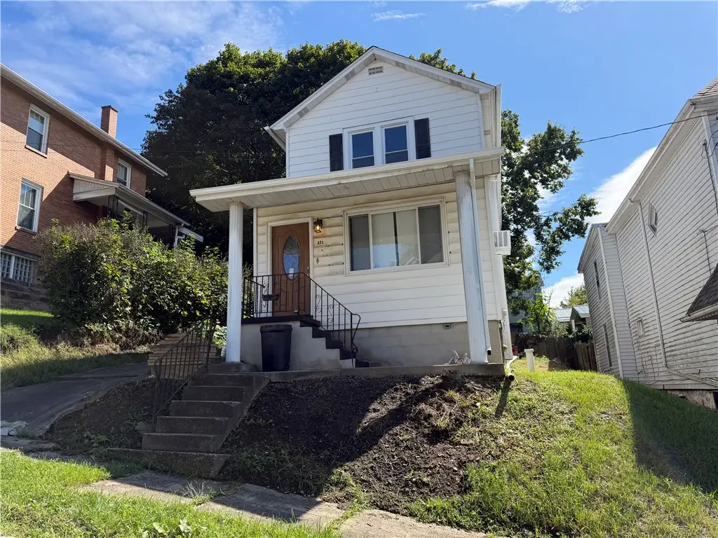 321 S 3rd St, Apollo, PA 15613 - #1