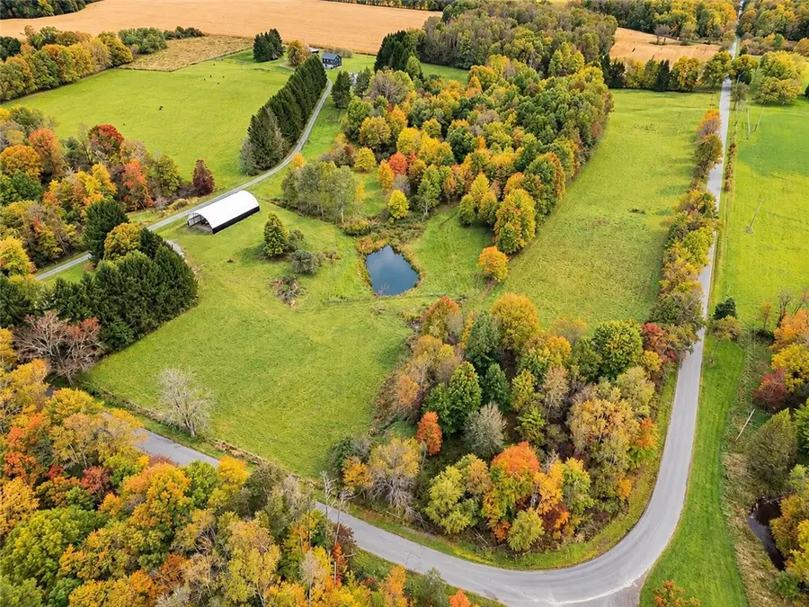 203 Clark Rd, Jackson Center, PA 16133 - #2