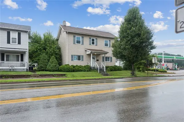 214 Lloyd Ave, Latrobe, PA 15650