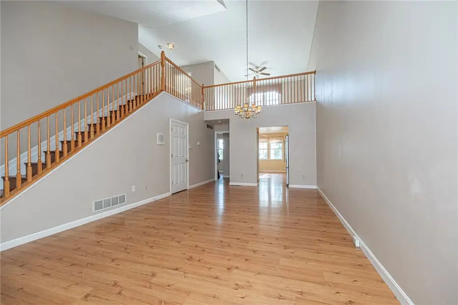 106 Paddock Ln, Pittsburgh, PA 15236 - #2