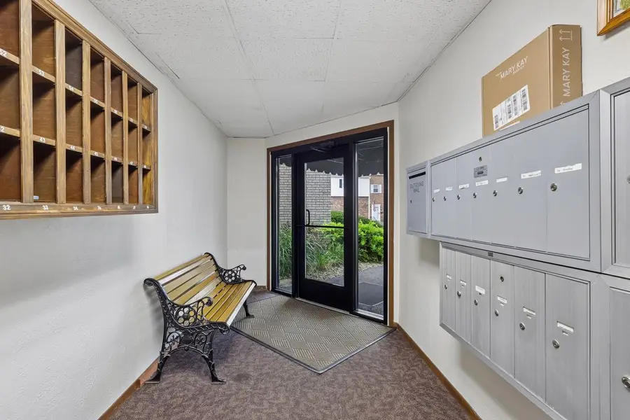 103 Woodstone #33, New Kensington, PA 15068 - #2