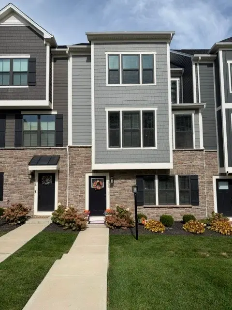 106 Crab Apple Way, Coraopolis, PA 15108 - #1
