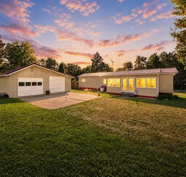14574 Evergreen Dr, Linesville, PA 16424