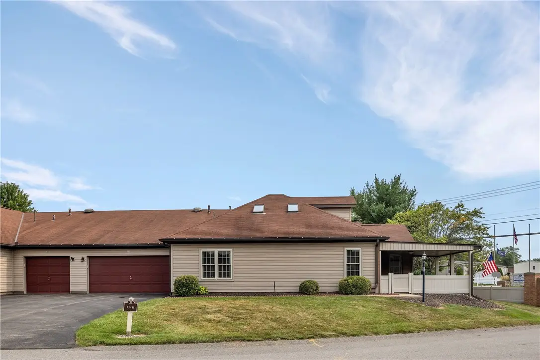 11 Ashford Dr, Cranberry, PA 16066 - #1