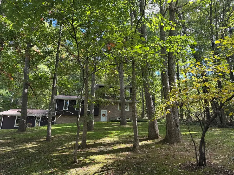 187 Dehaven Rd, Beaver Falls, PA 15010 - #2
