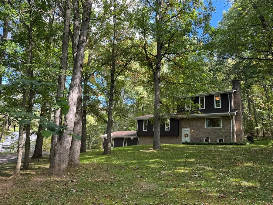 187 Dehaven Rd, Beaver Falls, PA 15010 - #3