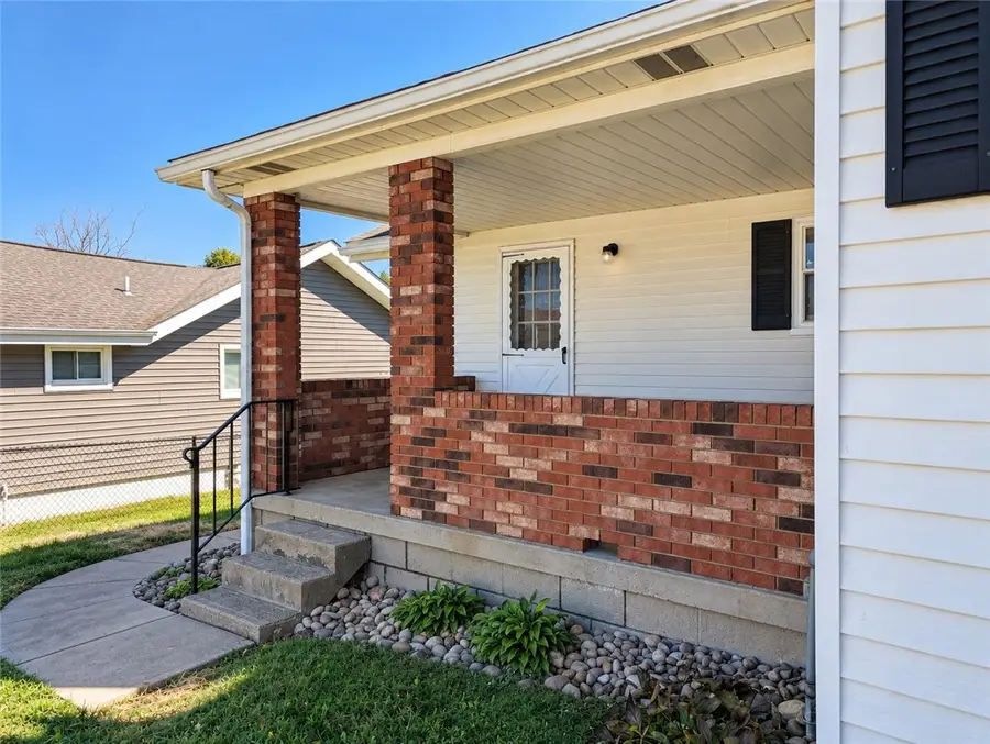 420 Plum Ave, New Kensington, PA 15068 - #3