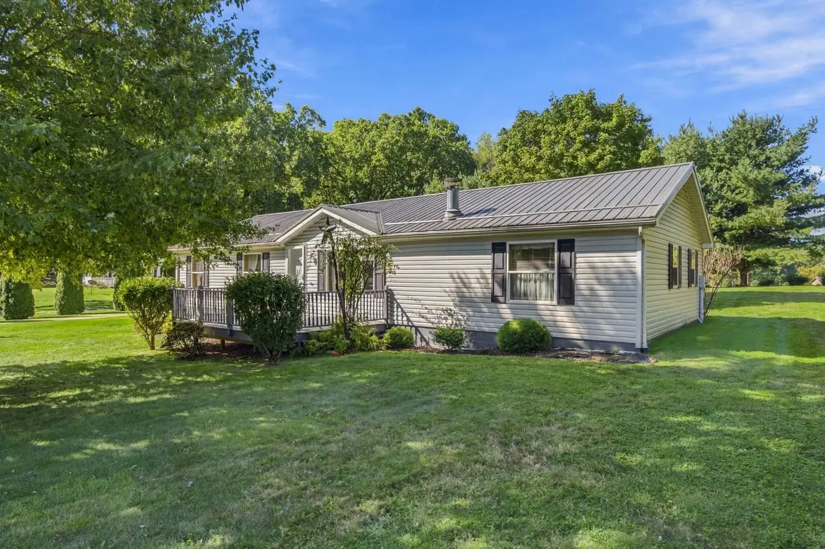 203 N Woodlawn Road, Butler, PA 16001 - #1