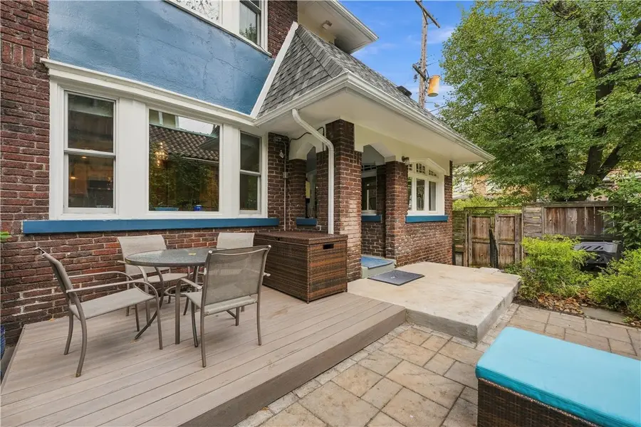 5828 Nicholson St, Pittsburgh, PA 15217 - #3