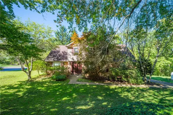 1693 Hathaway, Pittsburgh, PA 15241