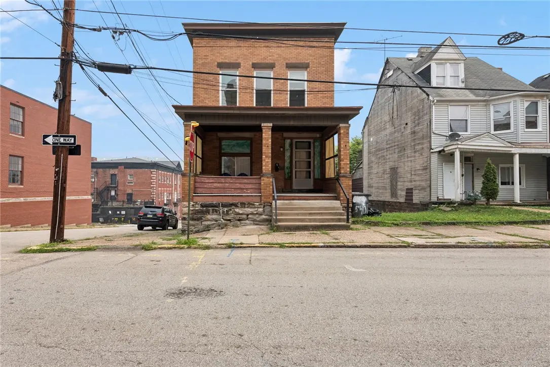 540 Washington Ave, Charleroi, PA 15022 - #1