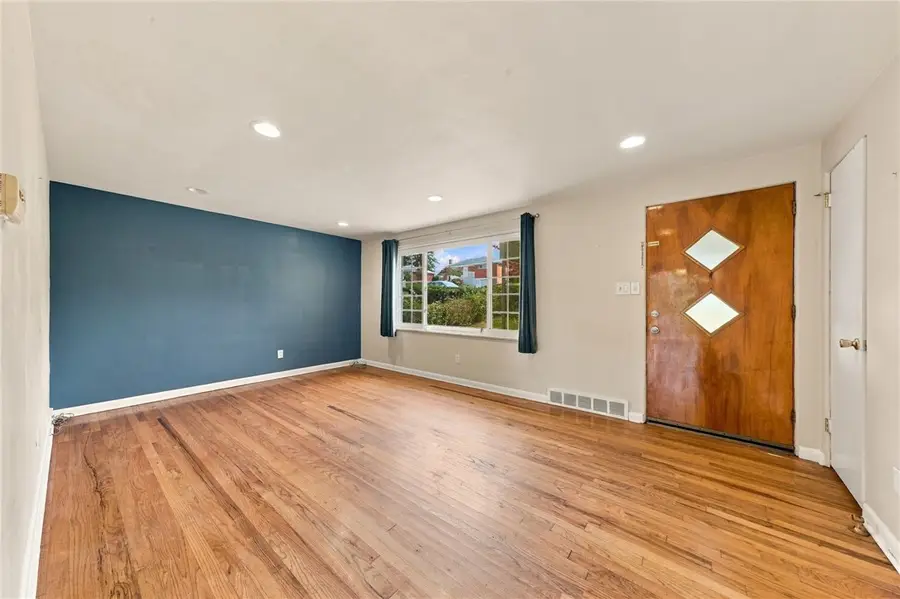 146 W Patty Lane, Monroeville, PA 15146 - #3