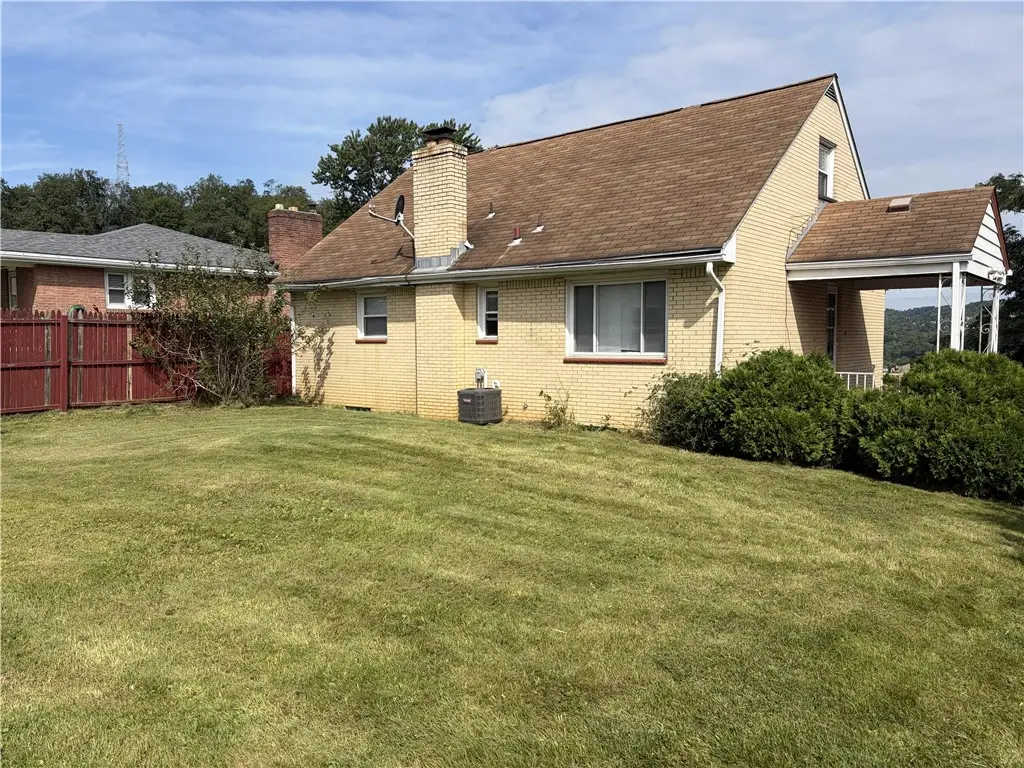 609 Garfield Ave, Carnegie, PA 15106 - #1