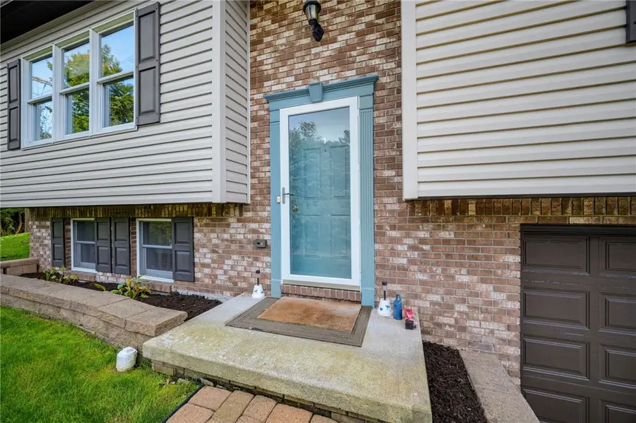 2014 Old Clairton Rd, Clairton, PA 15025 - #3