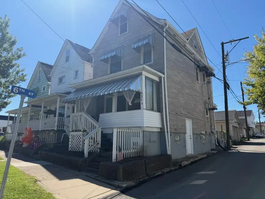 206 Sherman Ave, Vandergrift, PA 15690 - #2