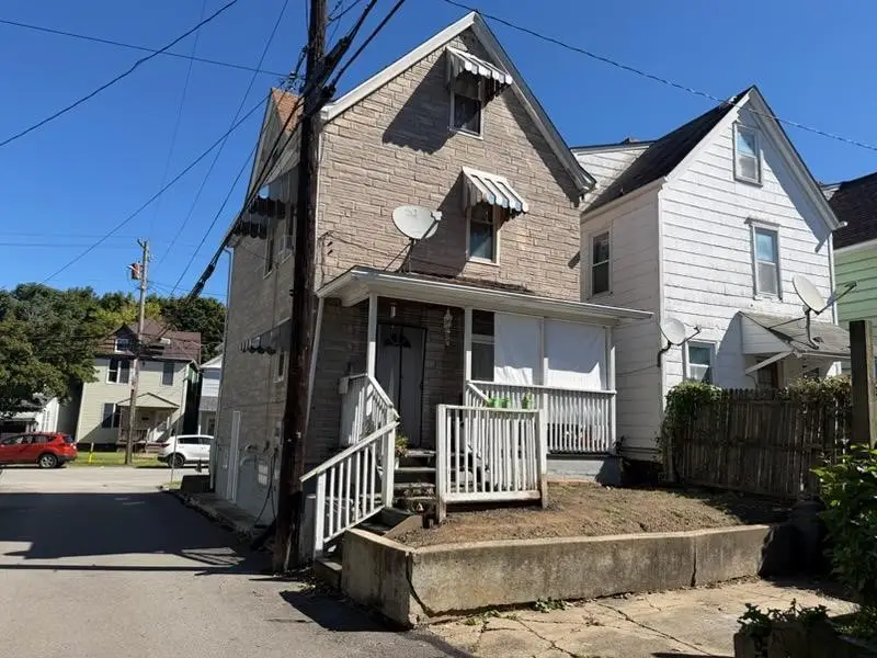 206 Sherman Ave, Vandergrift, PA 15690 - #3