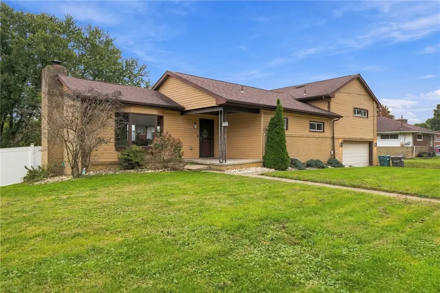 1122 Circle Dr, Latrobe, PA 15650 - #3