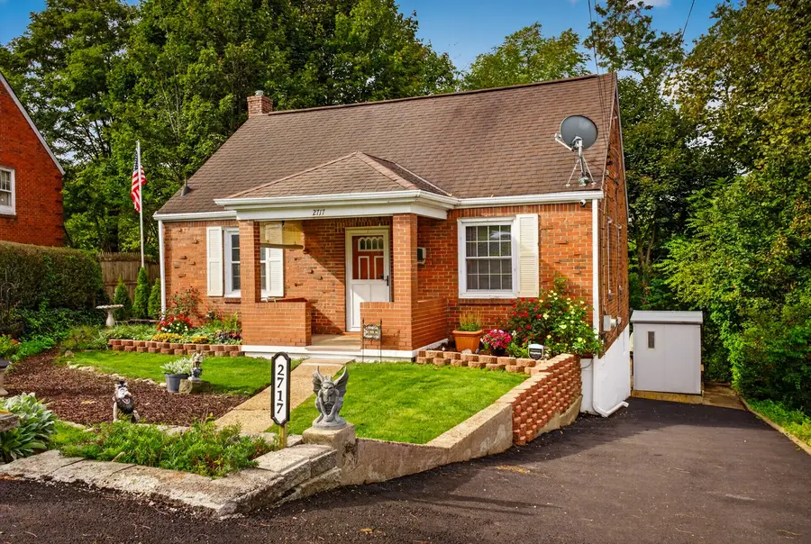 2717 Glenny Lane, West Mifflin, PA 15122 - #2