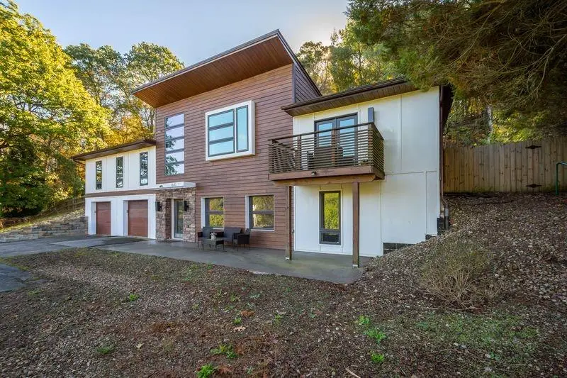 1645 Pegher Lane, Sewickley, PA 15143 - #2