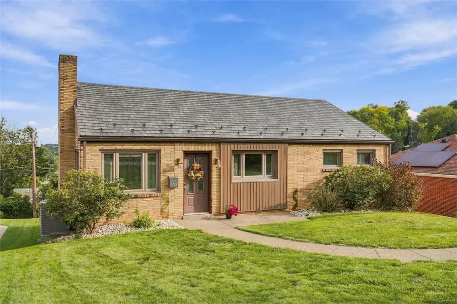 1118 Girard Rd, Pittsburgh, PA 15227 - #2