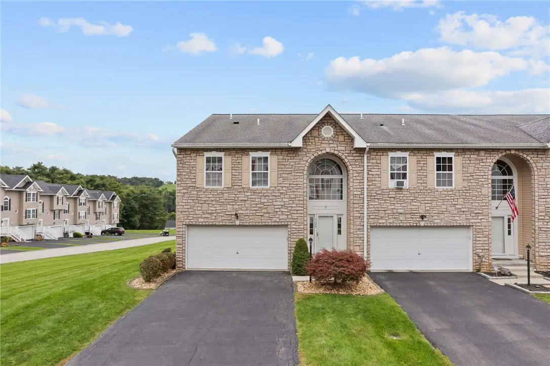 1136 Arrowhead Dr, Washington, PA 15301 - #1