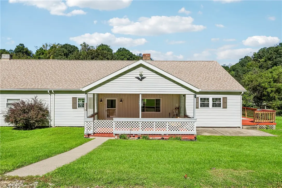 31 Daisy Ln #A, Daisytown, PA 15427 - #1