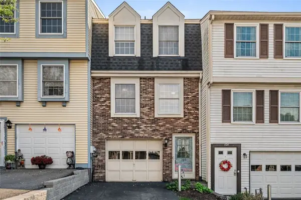 106 Shadowlawn, Pittsburgh, PA 15236