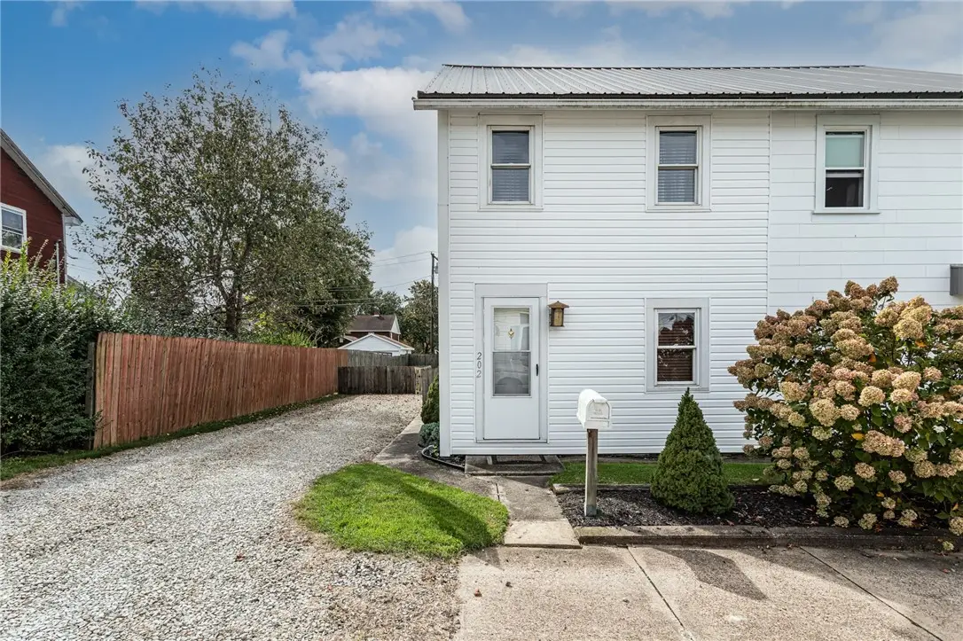 202 Kors Studio Rd, Mount Pleasant, PA 15666 - #1