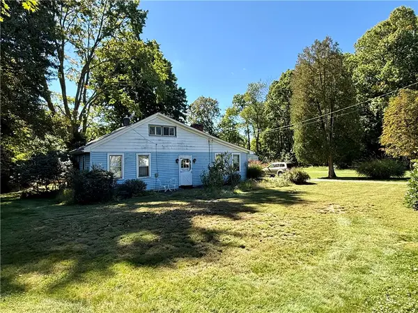 313 Crystal Springs Rd, Bradfordwoods, PA 15015