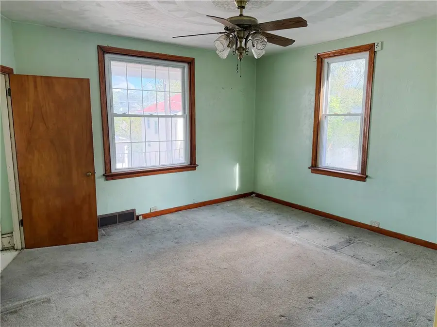 108 Brown Ave (aka 2612 Brown Ave), Grapeville, PA 15634 - #3