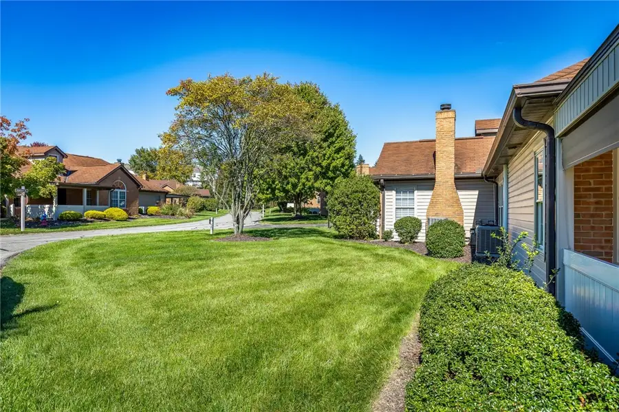 13 Ashford Dr, Cranberry, PA 16066 - #3