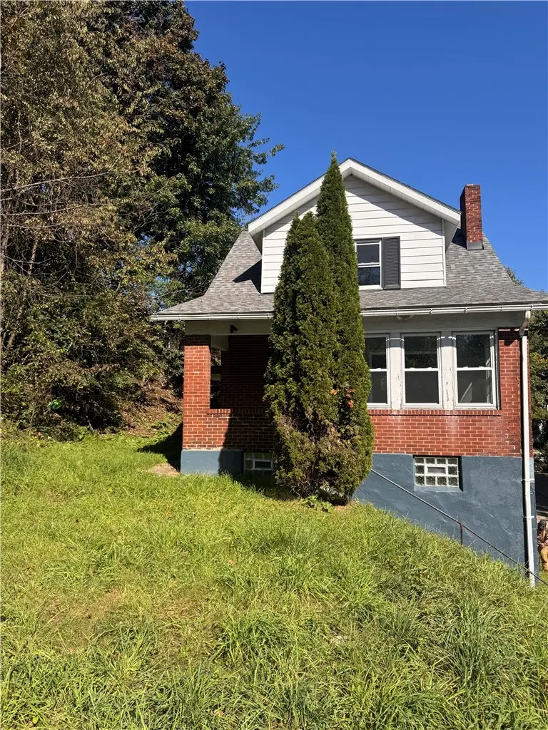 1818 Craig St, McKeesport, PA 15132 - #1