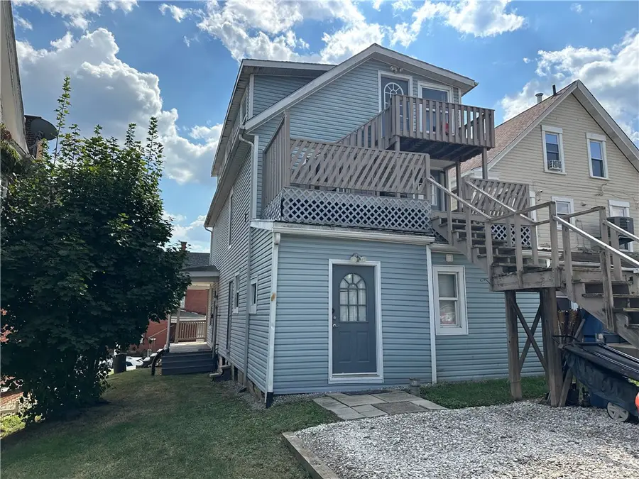 215 1st Avenue, Waynesburg, PA 15370 - #3