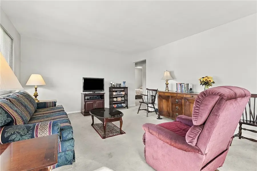 922 Maplewood Drive, Pittsburgh, PA 15234 - #3