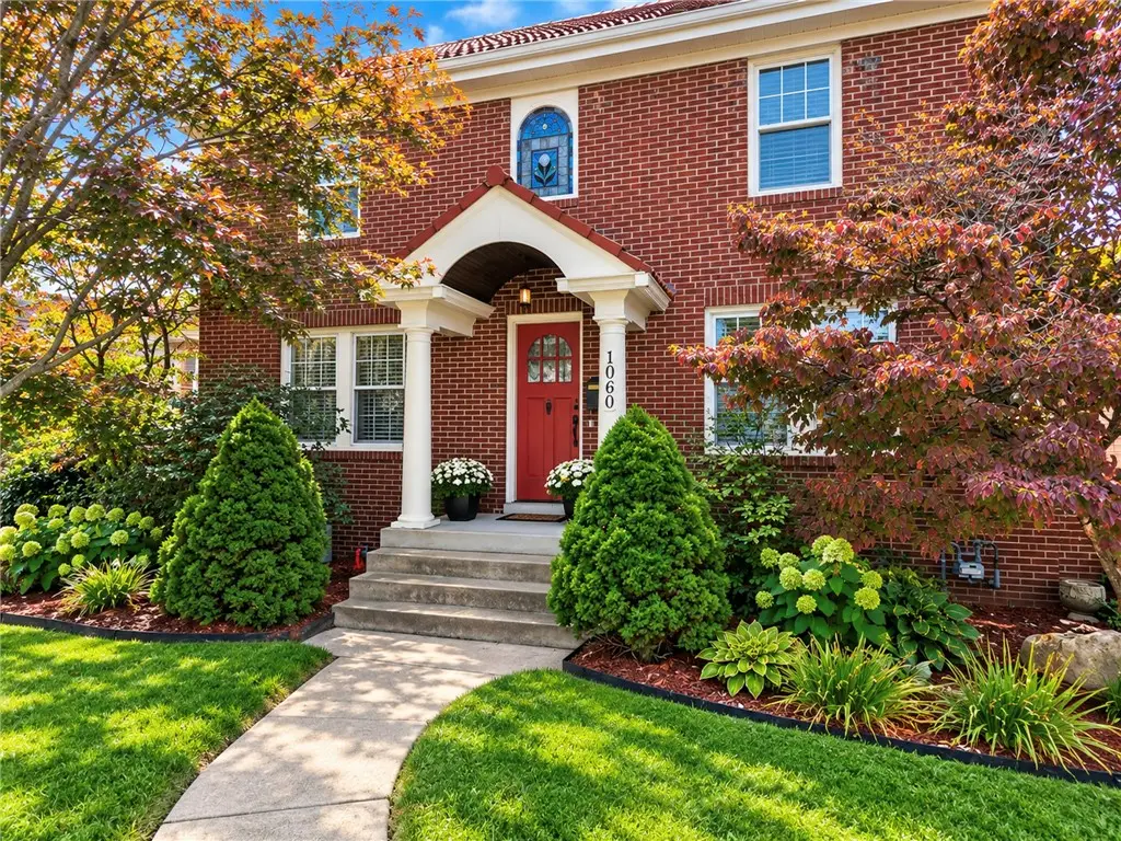1060 Bank St, Bridgeville, PA 15017 - #1